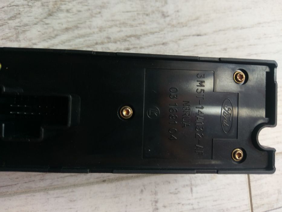 Форд Фокус МК2 останали части.