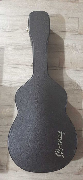 Vand chitara electro acustica Ibanez