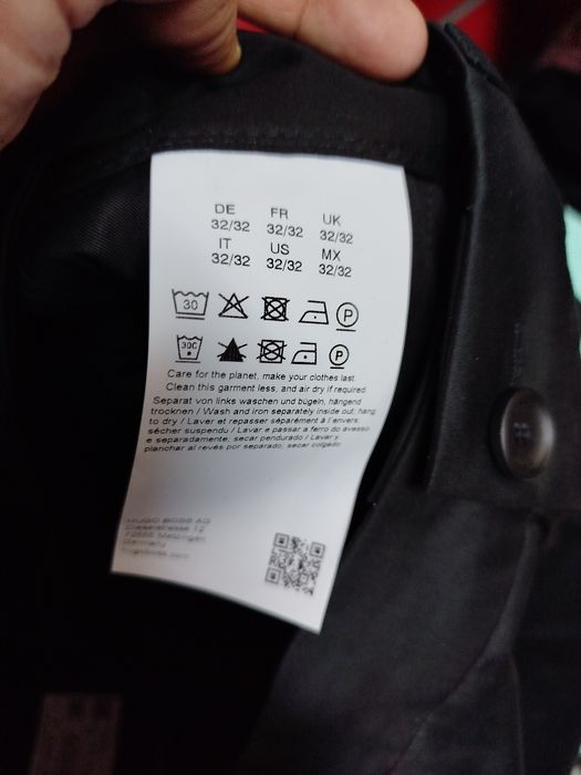 Оригинален еластичен карго панталон Hugo Boss W33 нов черен мъжки