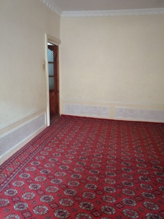 3 xonali kvartira ijaraga beriladi.