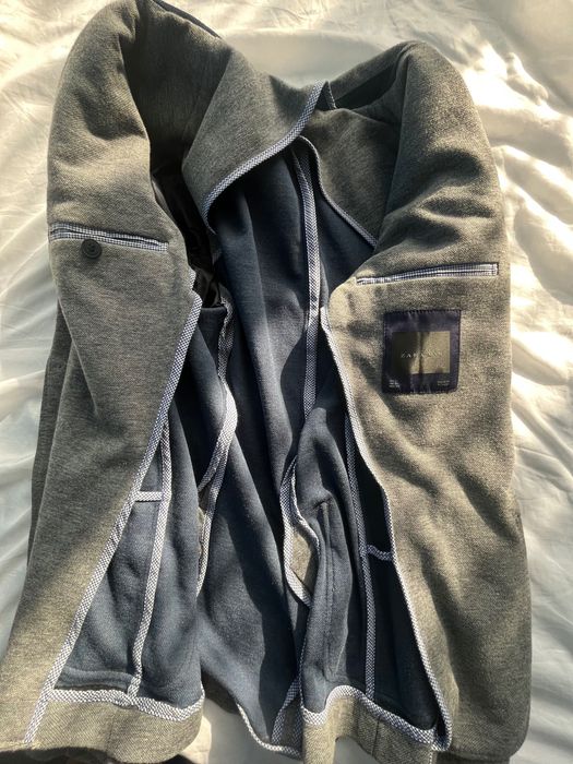 Мъжко сако ZARA  използвано много малко.