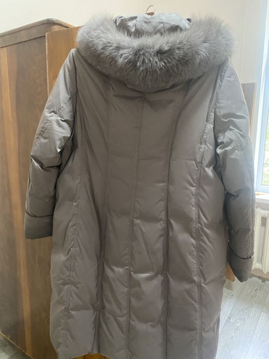 Пальто женское, пуховик.