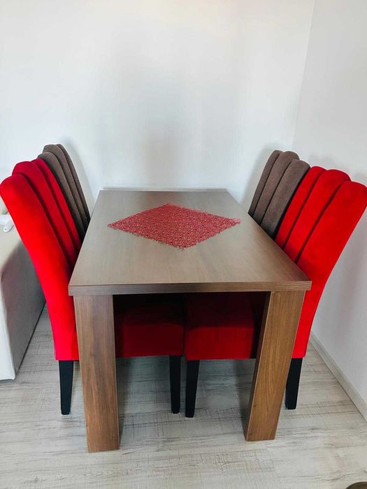 Masa dining (culoare: nuc)