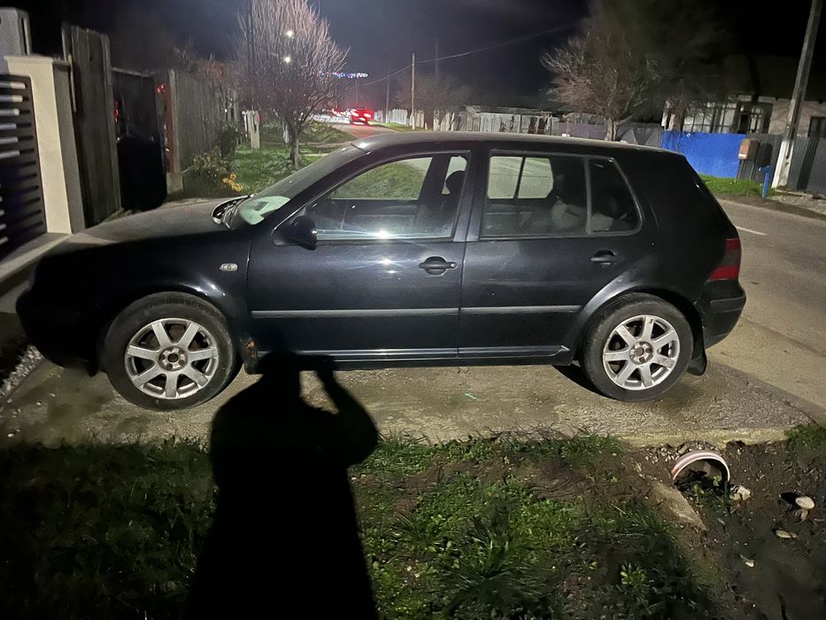 Masina de vanzare Golf4