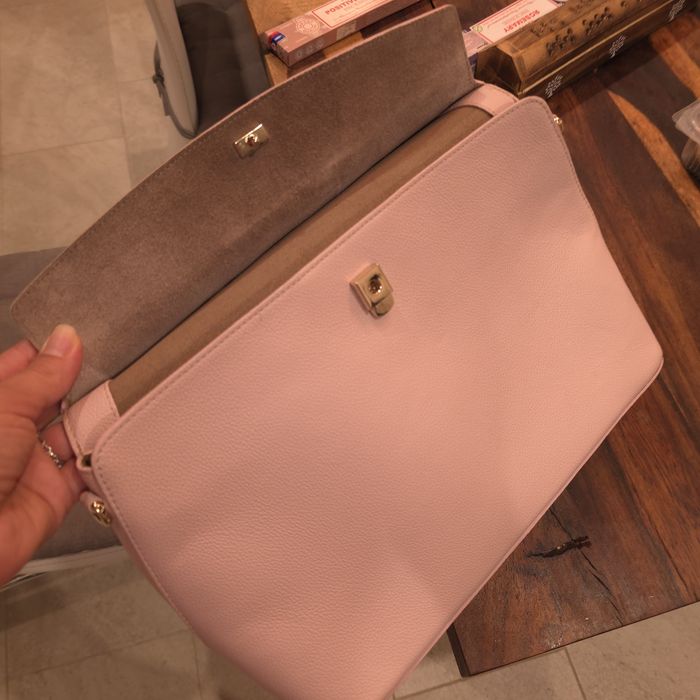 Furla дамска оригинал.