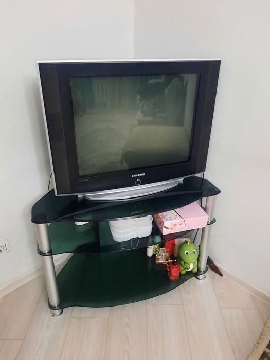 Samsung 72диагональ