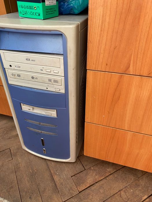 Кутия за компютър