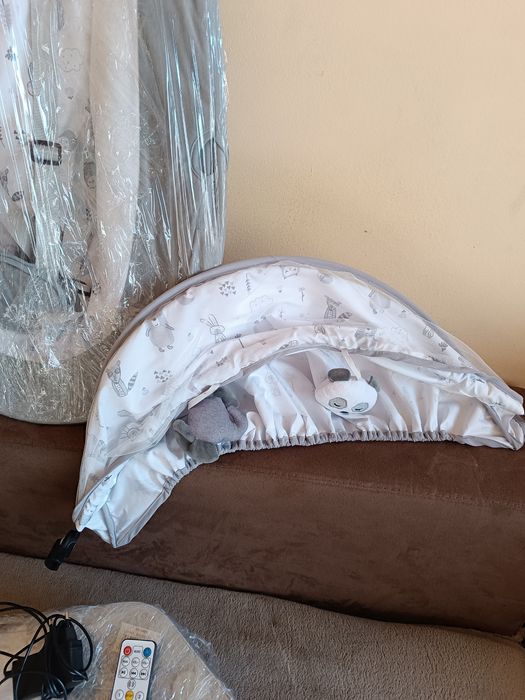 Електрическа люлка Ari сива