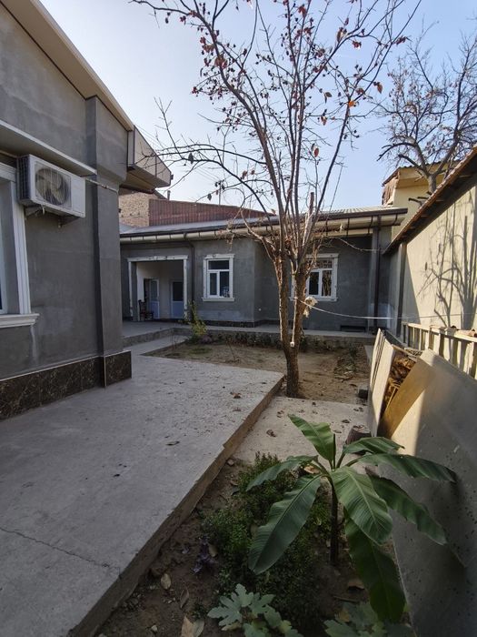 Продаётся дом 6 ком 3 сот Мирабадский район  Азербайджанский центр