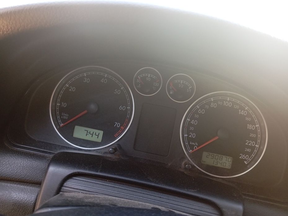 Vând vw passat  b5.5