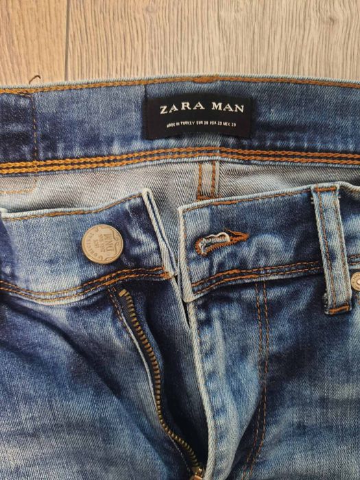 Мъжки дънки зара