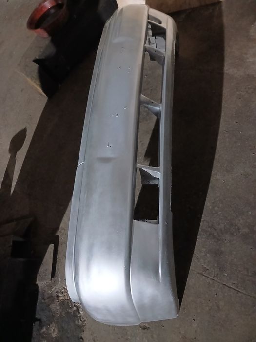 Продам бампер на ваз 2110