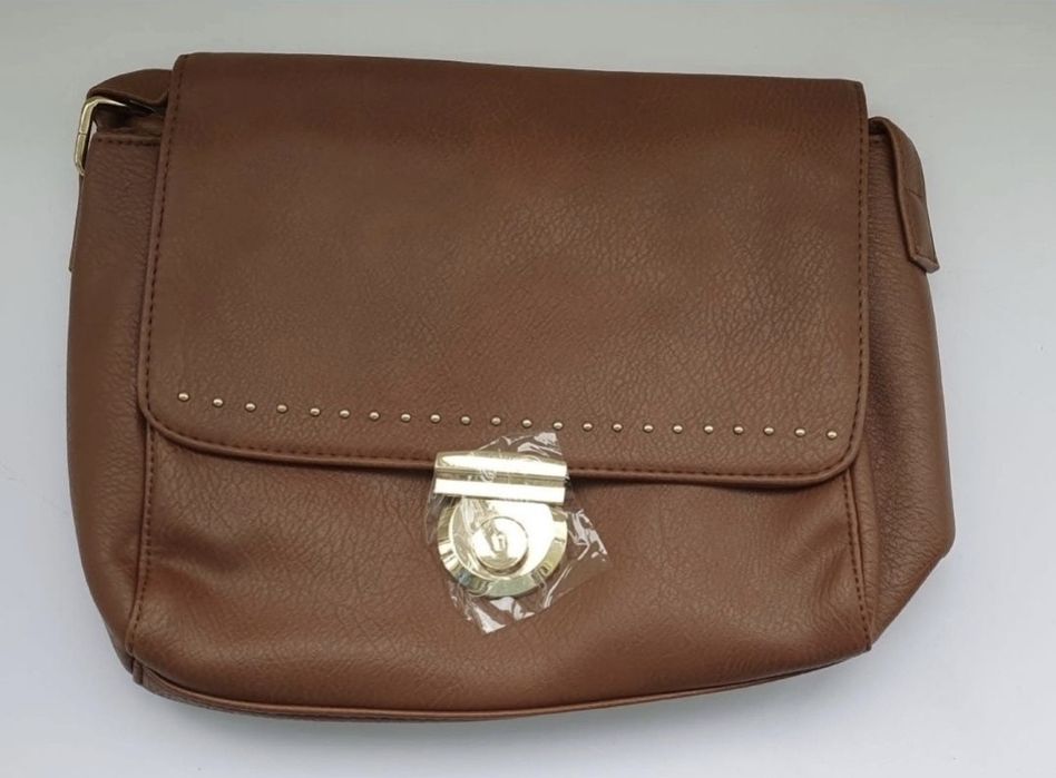 Geanta Holly Studded Avon maro