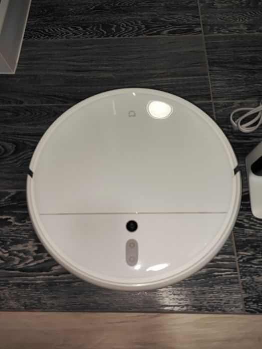 Продам робот пылесос Xiaomi