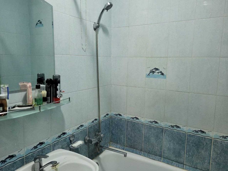 Продается 4-х комнатная квартира на Юнусабаде 12 квартал