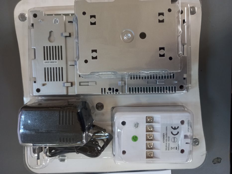 Video interfon color