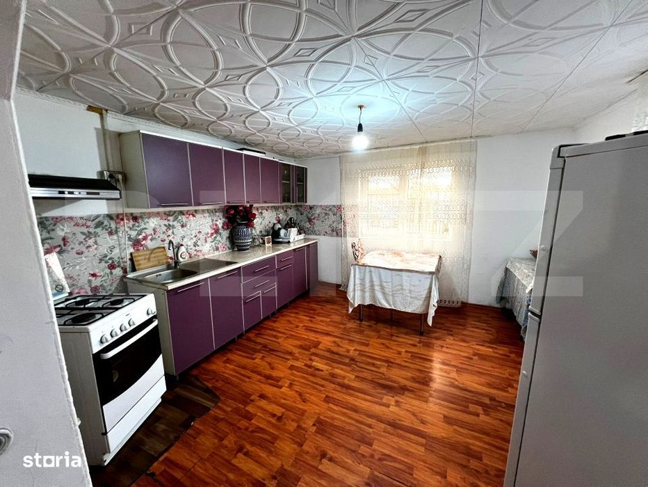 Casa de vanzare in Teius, zona centrala, 150 mp utili, 470 mp teren to