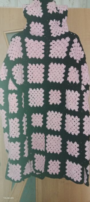 Кардиган с карманами и капюшоном