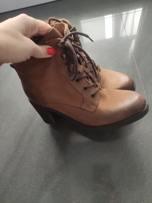 Botine damă mărimea 38,din piele