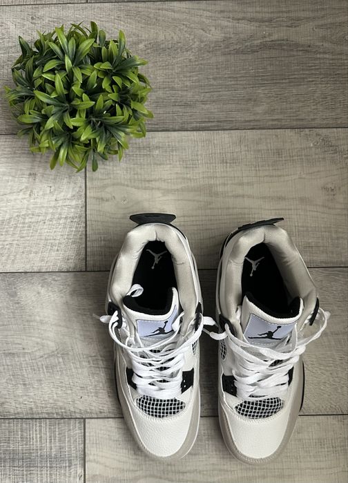 Jordan 4 military black