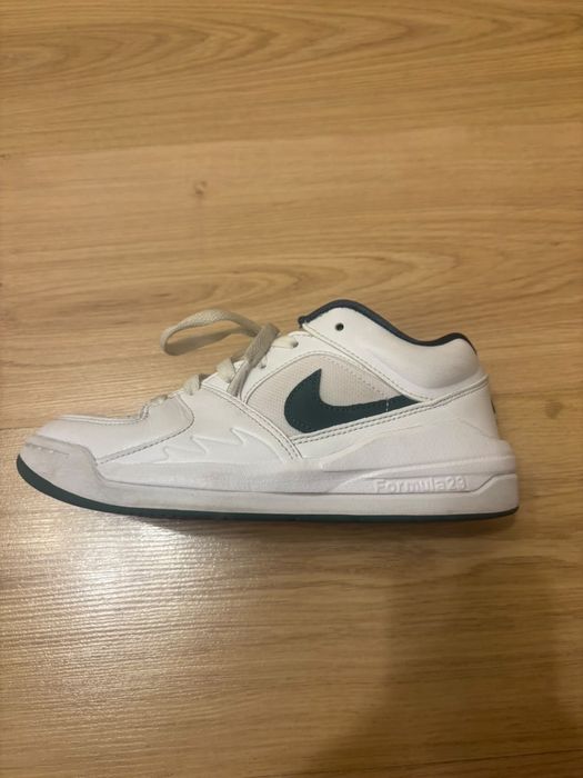 Nike оригинал в хорошем состоянии