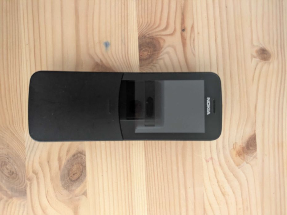 Nokia 8110 4G Negru - Perfect Funcțional