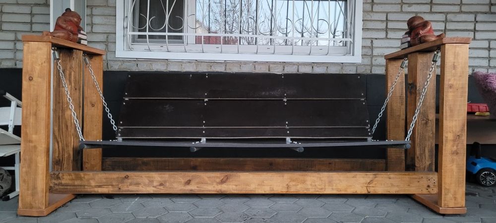 Качеля из дерева