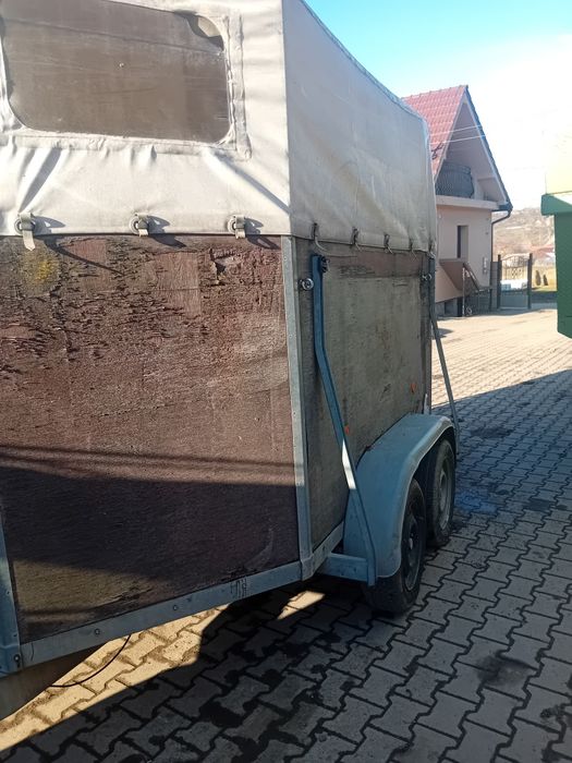 Remorca transport animale