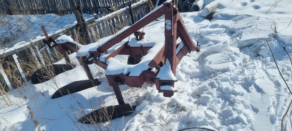 Плуг плн 3-35...