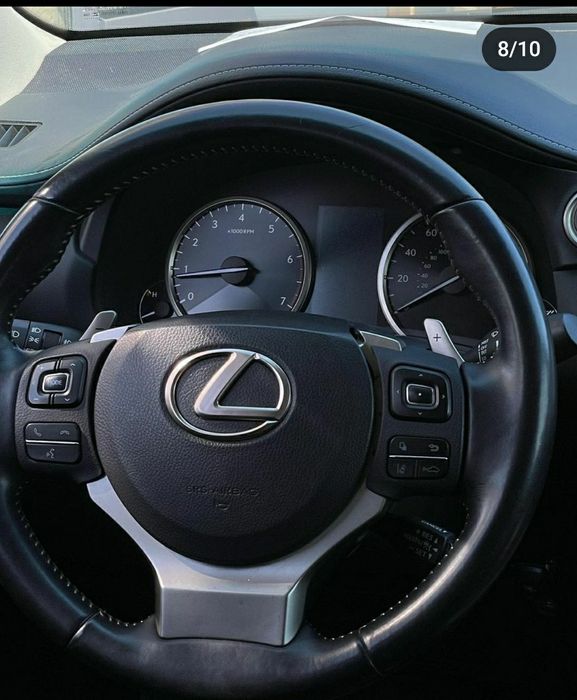 СРОЧНО ПРОДАМ Lexus NX 300, 2018 г.,
