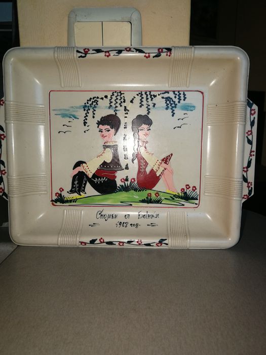 Малко буренце, дървена кутия , стара бъкличка, подносче, медни бакъри