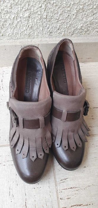 Pantofi din piele naturală,  nr.37 Progetto