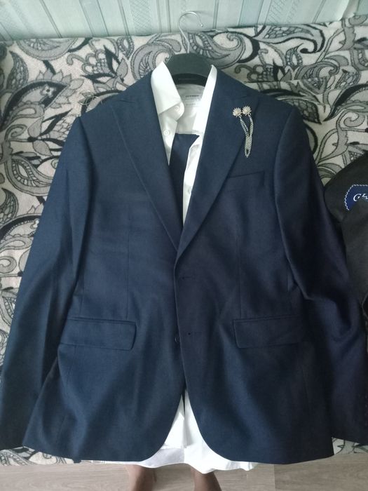 Продам костюм!!!