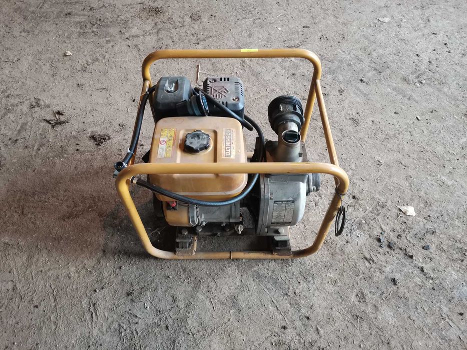 Продавам високо напорна помпа, бензинова,марка Subaru