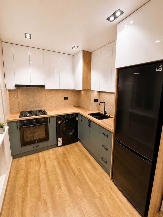 Продам квартиру 2/1/5, кирпич. Дархан, Новомосковская, СК Старт