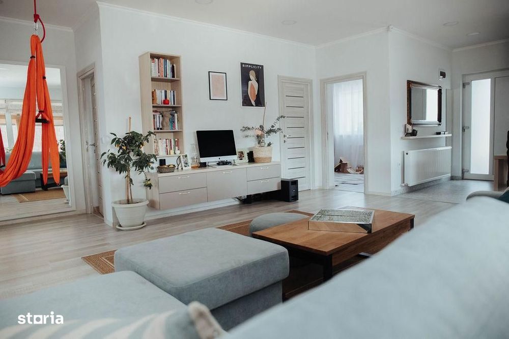 Casa noua single, 9 arii teren,  4 camere, gard, pivnita  Livezeni