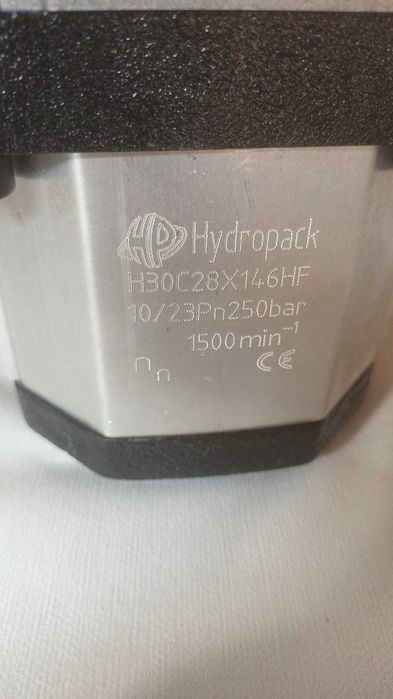 Multiplicator de turatie grupa 3 cu pompa hidraulica