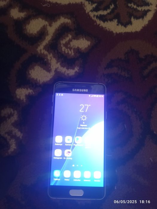 Samsung A 3  16 talik