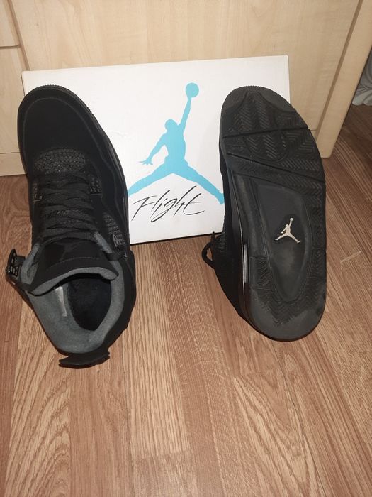 Jordan 4 Black Cat