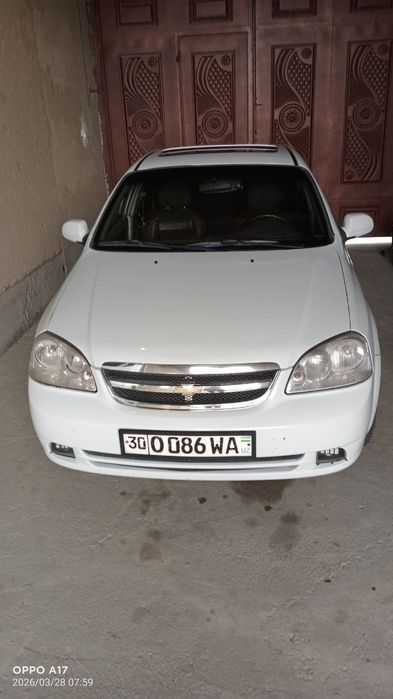 Ласетти 1.8 автомат люкли сотилади