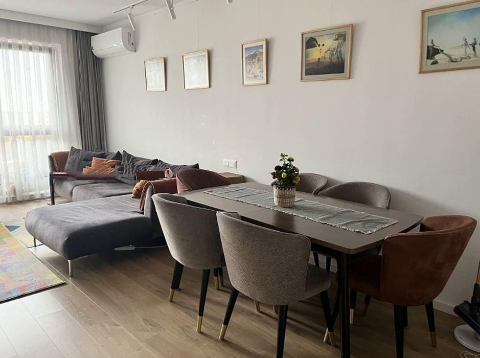 Дава се под наем Тристаен апартамент в София, Лозенец - 124 кв.м за 1500 € - Снимка #1