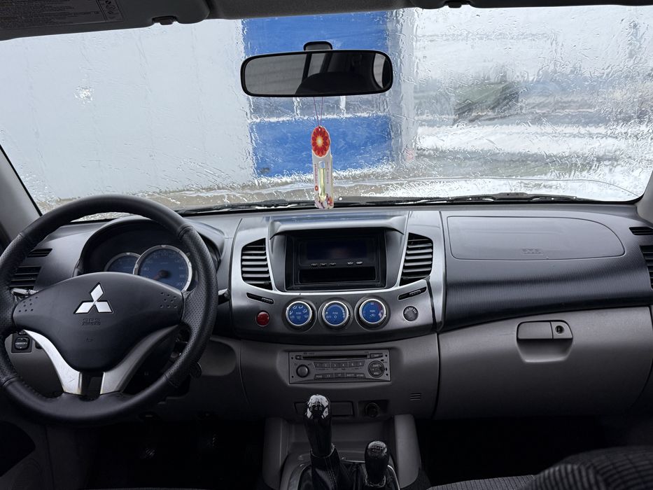 Mitsubishi L200 2009