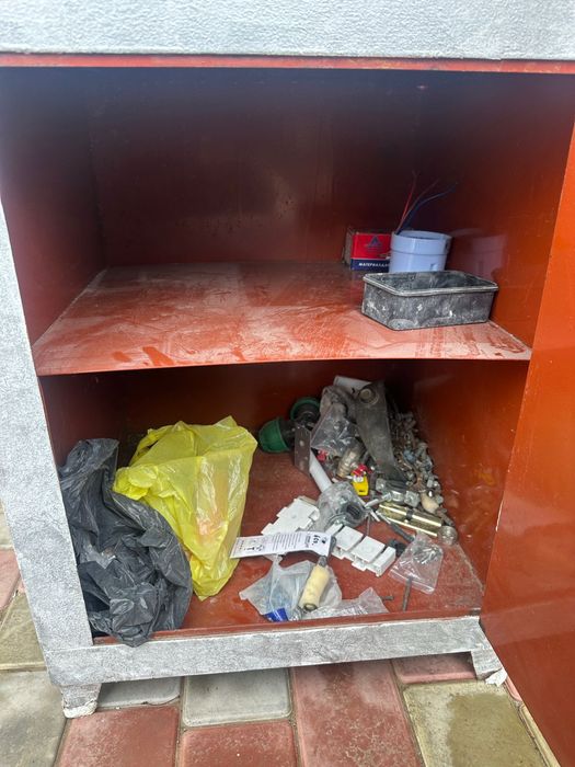 Продам сейф в хорошем состоянии