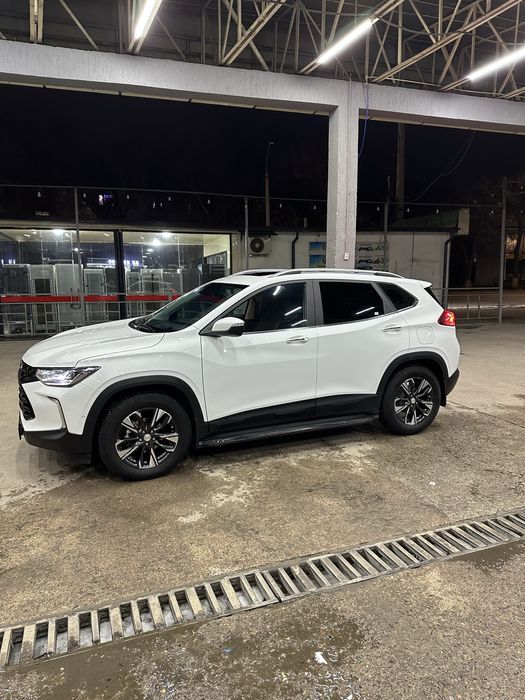 Tracker 2 premier srochoniy