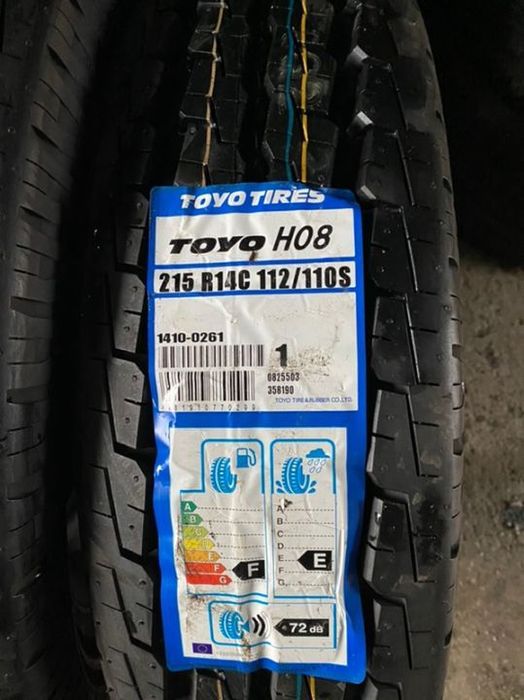 vand anvelope 215R14c toyo de vară noi