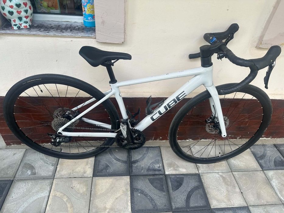Cursiere cube/giant