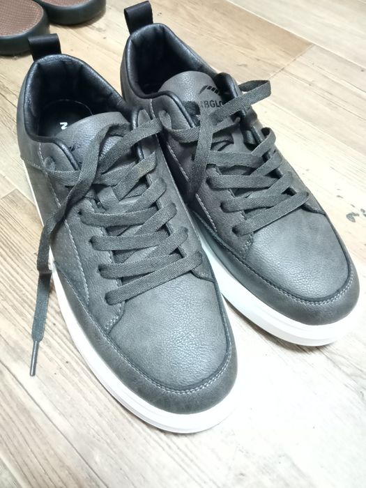 Кросовки новый 41 размер