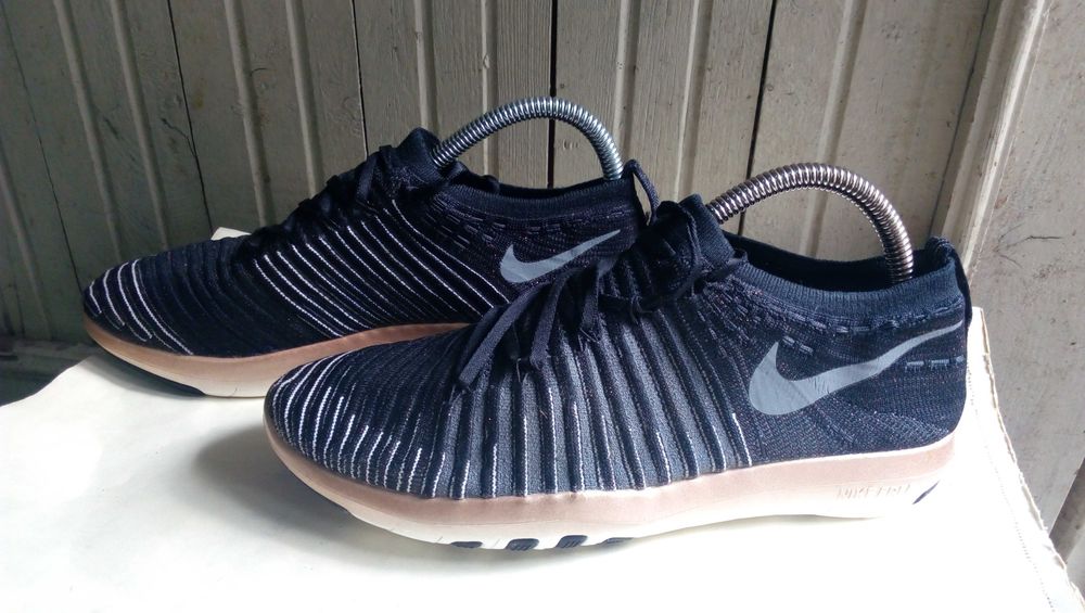 '' Nike Free Transform Flyknit ''оригинални маратонки 38.5 номер