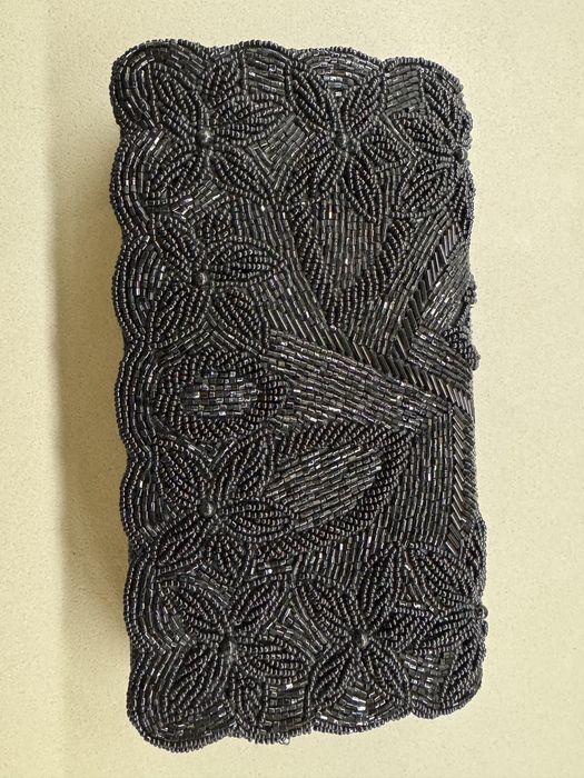 Елегантни черни клъчове