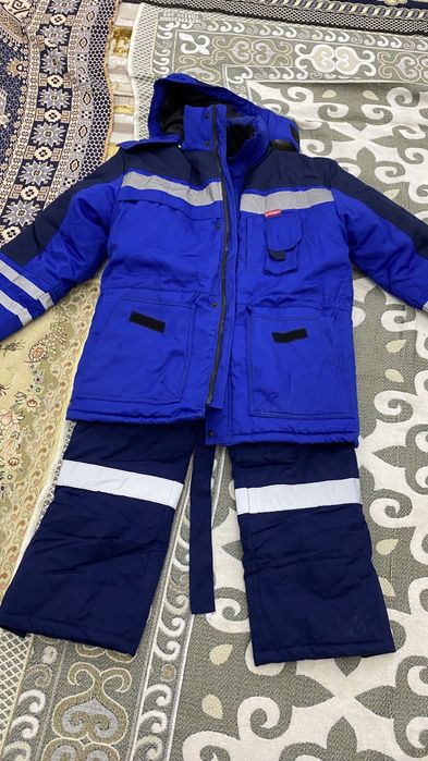 Спецовка сатылады . 48-50 рр. Новый